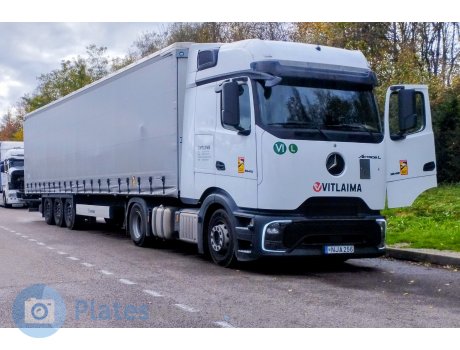 NJA 256, Mercedes-Benz Actros