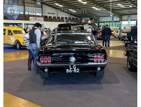 LG-86-82, Ford Mustang