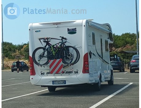 ES 024 JN, McLouis Tandy