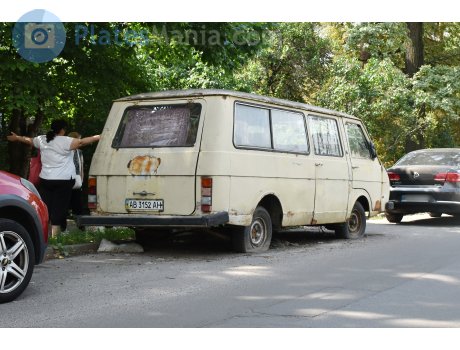 AB 3152 AH, RAF 2203 Латвия