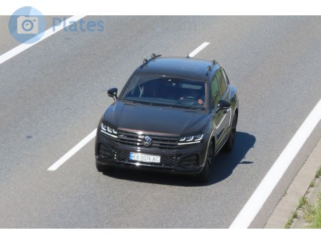 KA 0076 AC, Volkswagen Touareg