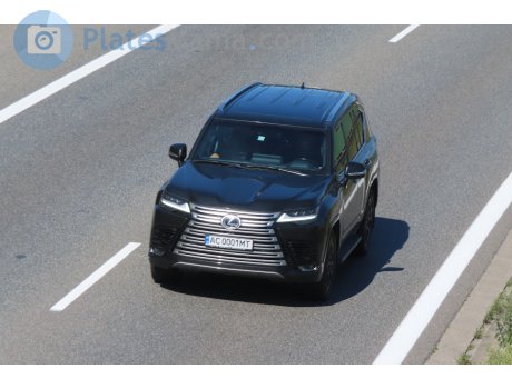 AC 0001 MT, Lexus LX