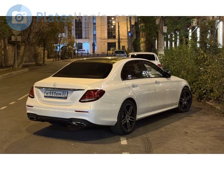 н111км30, Mercedes-Benz E-Klasse