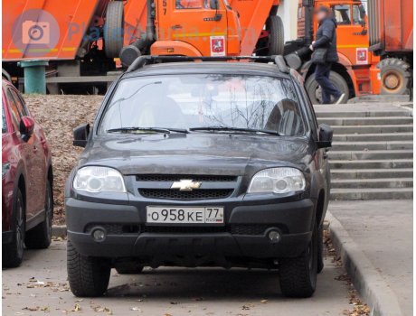 о958ке77, Chevrolet 2123 Niva