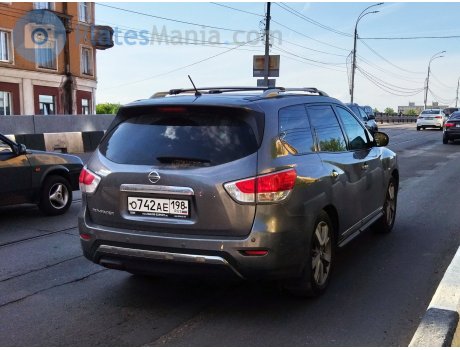 о742ае198, Nissan Pathfinder