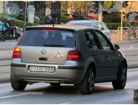 IUV-068, Volkswagen Golf