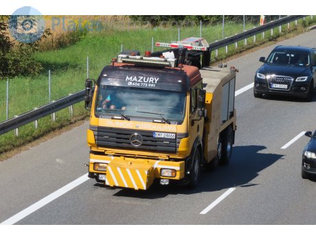 KMY 24666, Mercedes-Benz