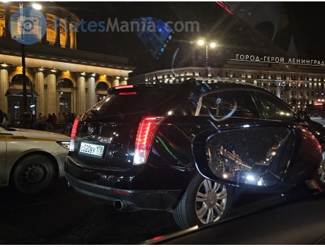 о320ву178, Cadillac SRX