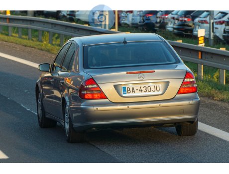 BA-430JU, Mercedes-Benz E-Klasse