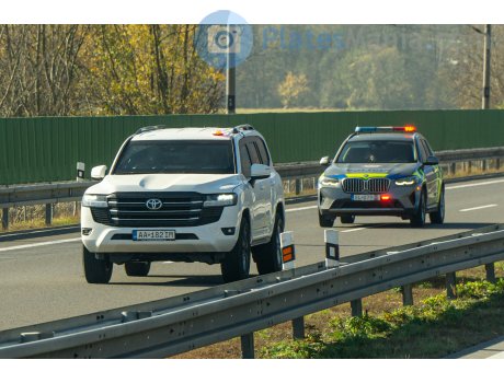 AA 182IM, Toyota Land Cruiser