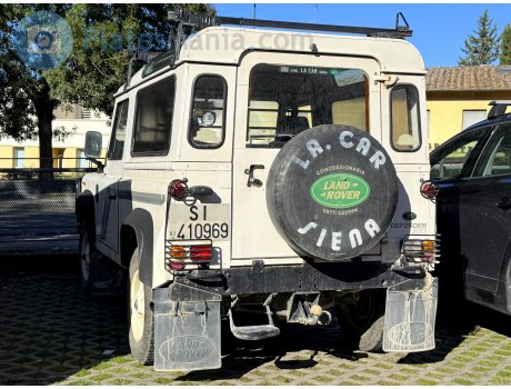 SI 410969, Land Rover Defender
