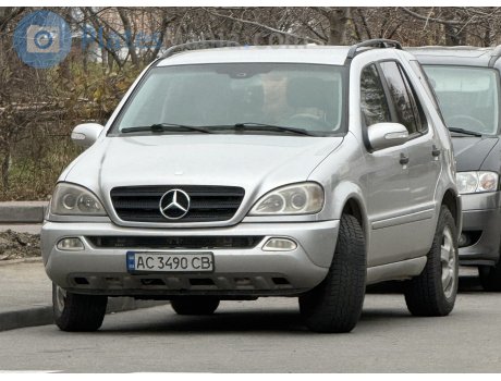 AC 3490 CB, Mercedes-Benz M-Klasse