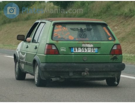 AY-565-JG, Volkswagen Golf
