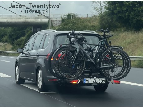 MH JL 389, Volkswagen Touran