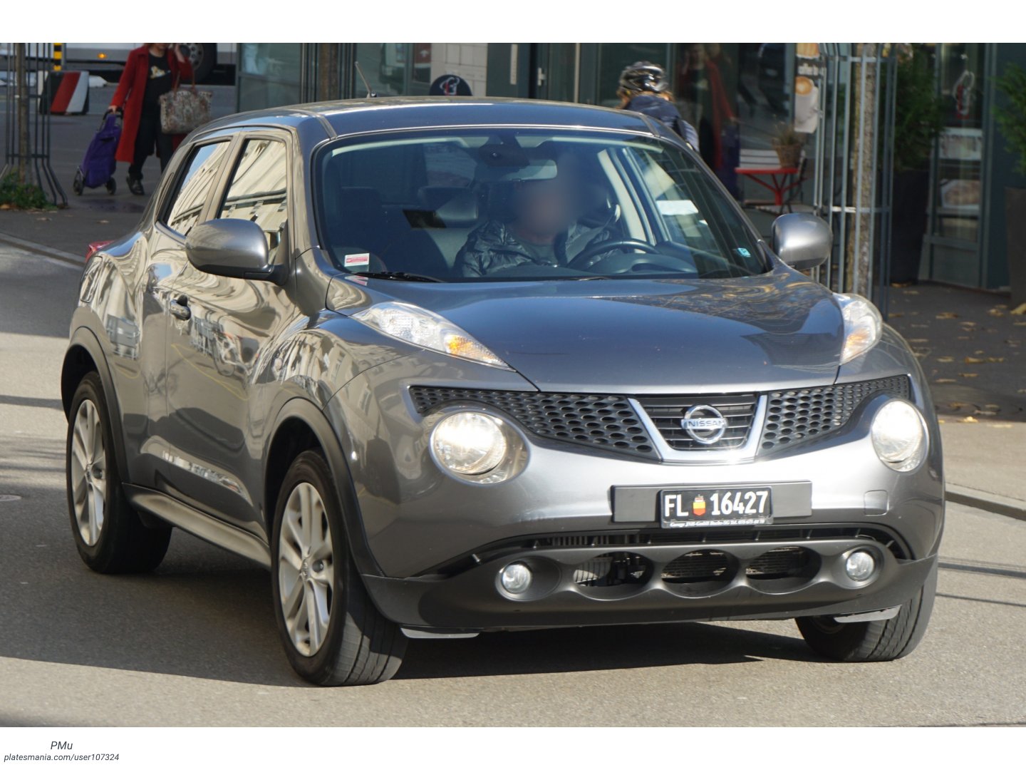 FL 16427, Nissan Juke 1st gen (F15), 2010–2014