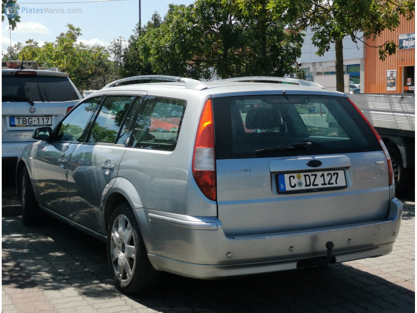 C DZ 127, Ford Mondeo 2nd gen Turnier Wagon (Mk3; CD132), 2000–2007