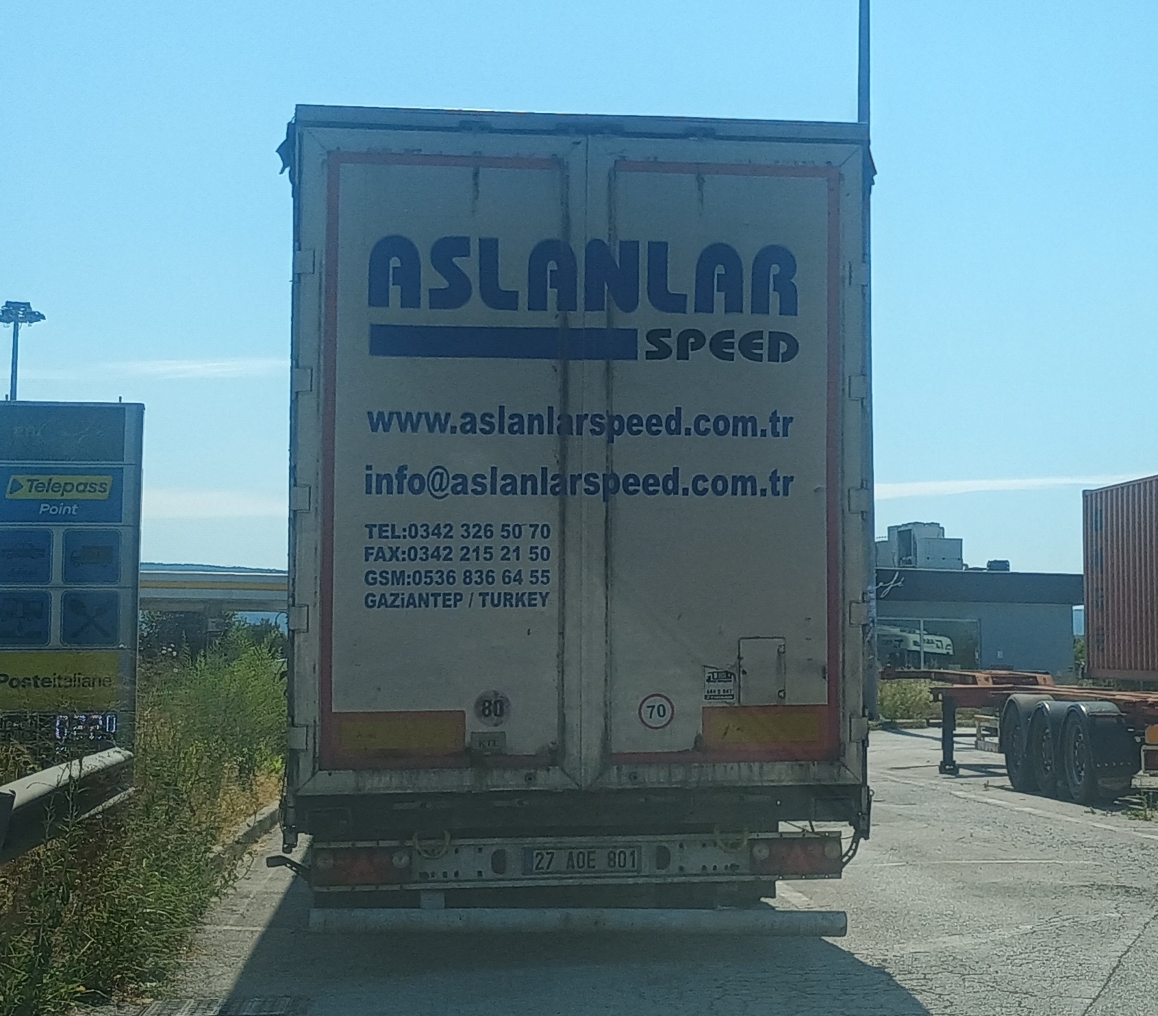 27 AOE 801, Regular plates 