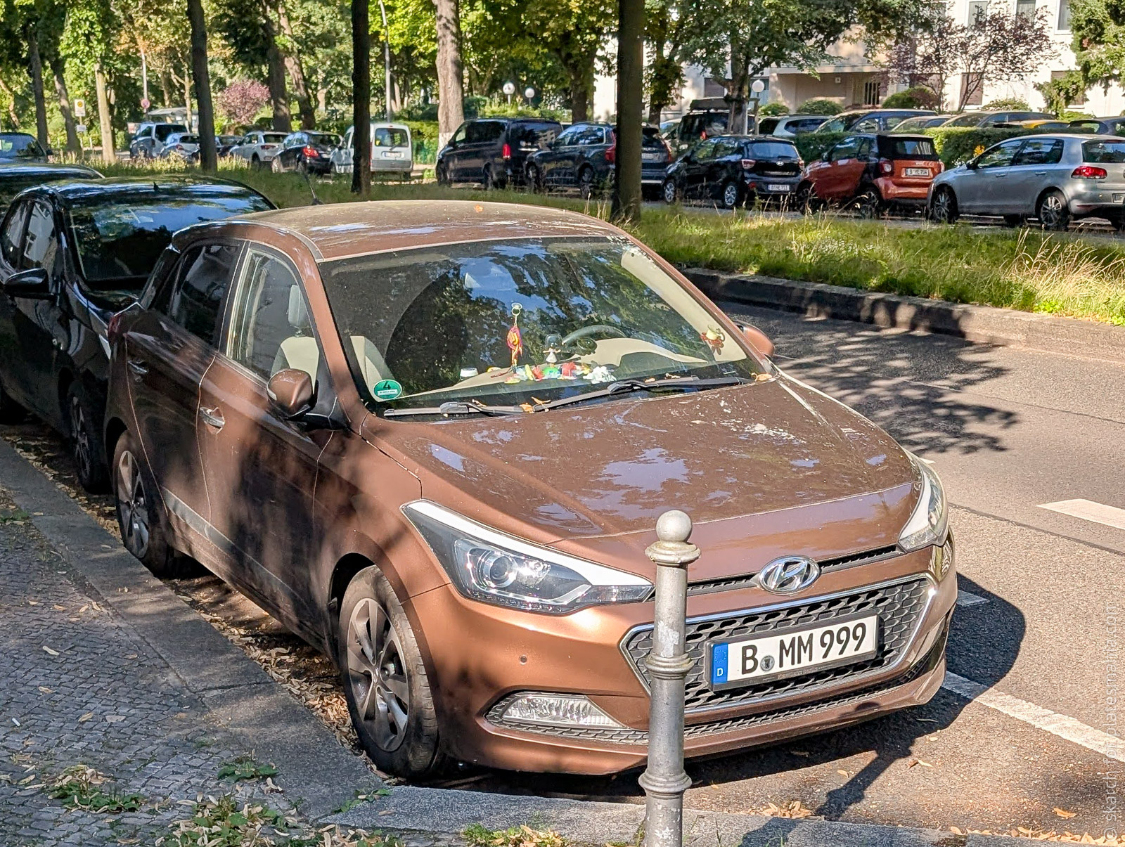 B MM 999, Hyundai i20 