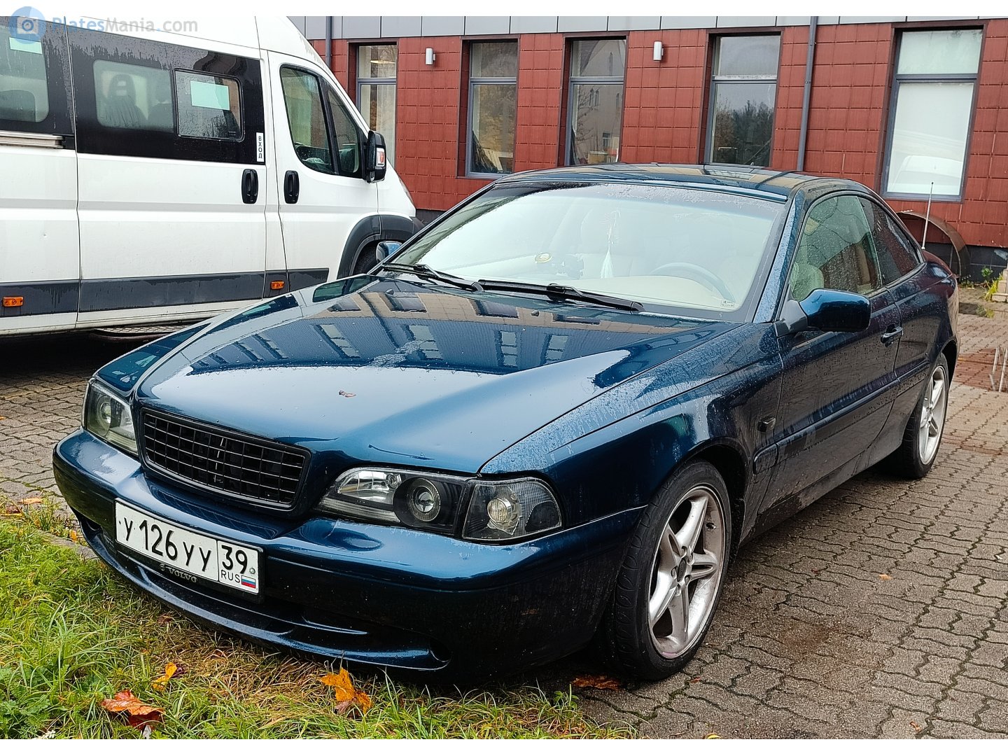 у 126 уу 39, Volvo C70 1st gen Coupé (872), 1996–2002