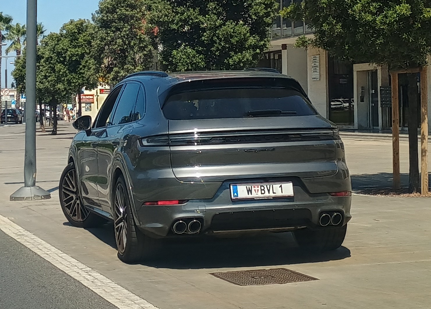 W BVL 1, Porsche Cayenne 