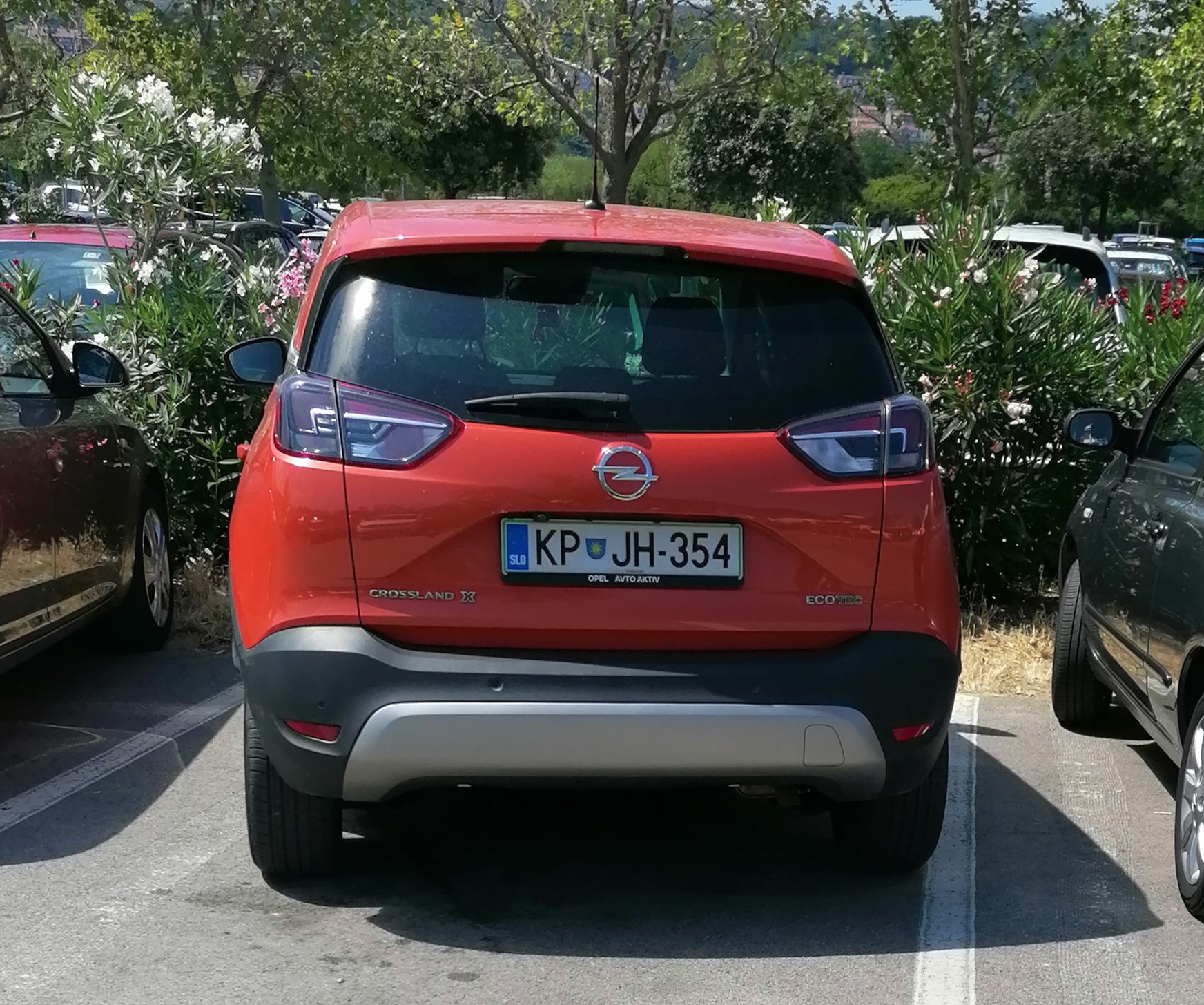 KP JH-354, Opel Crossland 1st gen X (P17; P2QO), 2017–2020