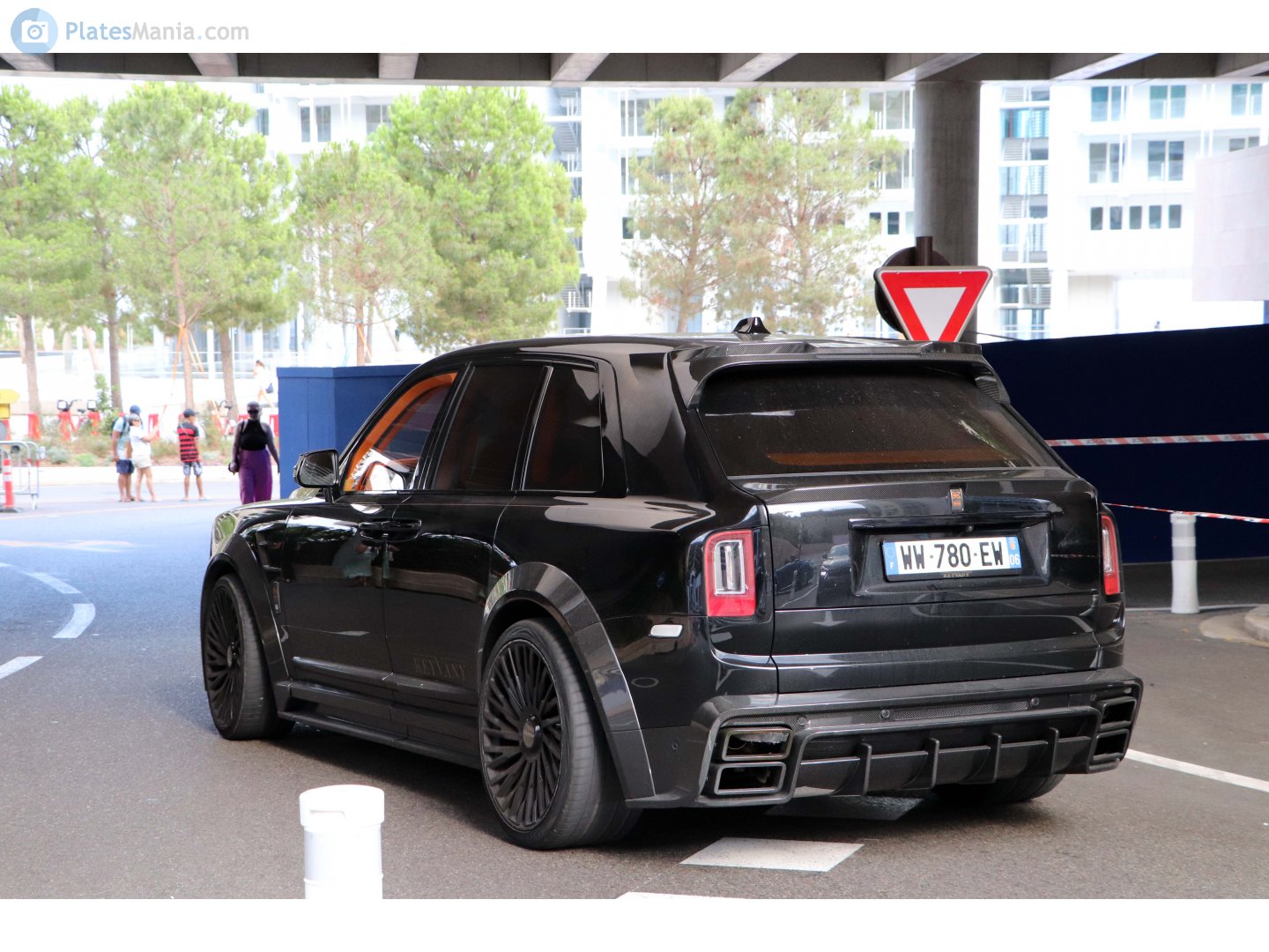 WW-780-EW, Rolls-Royce Cullinan 1st gen (RR31), 2018–2024