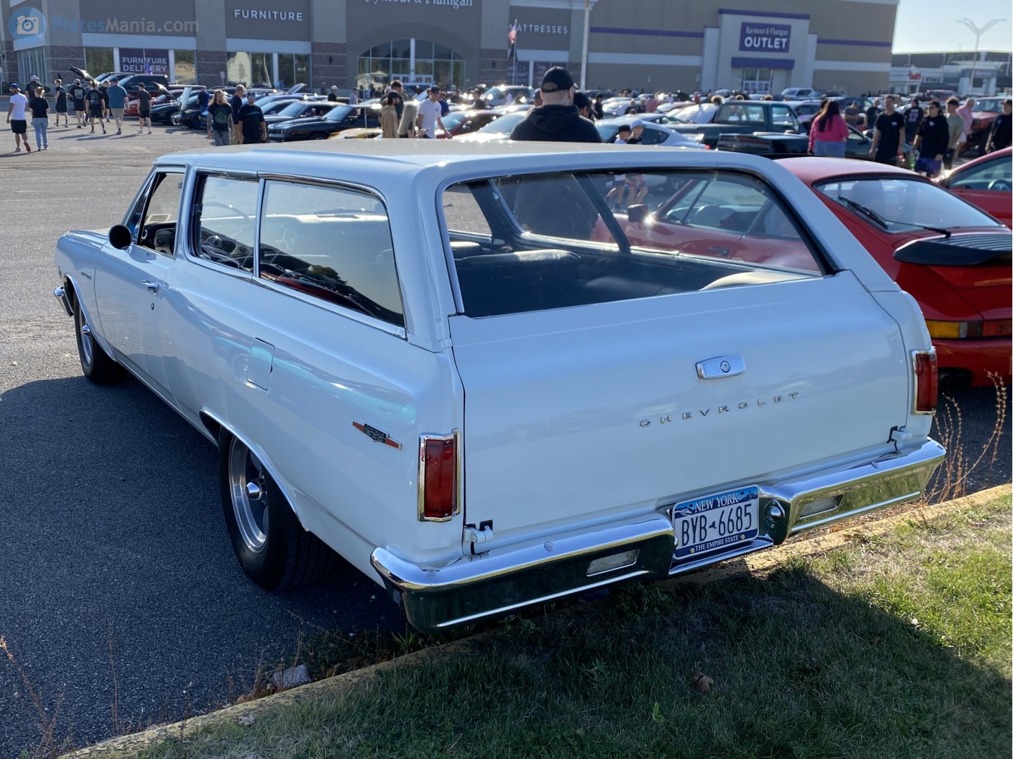 BYB-6685, Chevrolet Chevelle 1st gen 1965 5-door Station Wagon (35; A-body), 1st facelift, 1964–1965