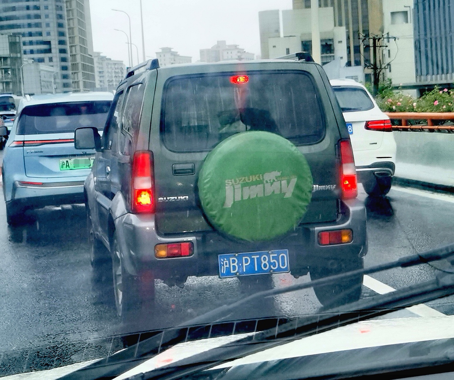 沪B·PT850, Suzuki Jimny Sierra 2nd gen (JB43W), 2002–2018