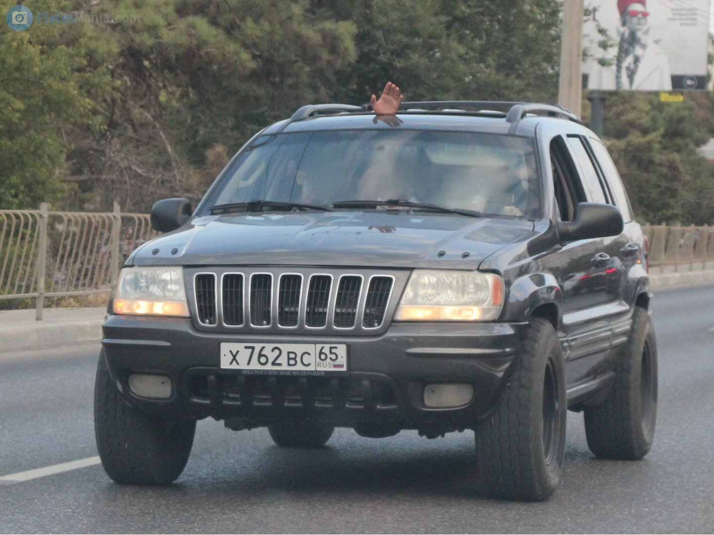 х 762 вс 65, Jeep Grand Cherokee 2nd gen (WJ), 1998–2005
