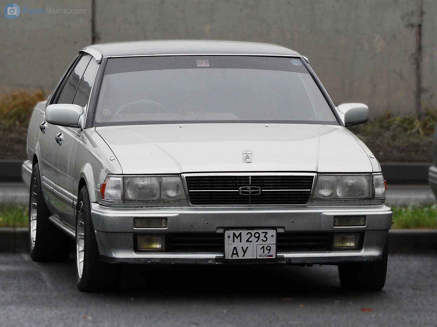 м 293 ау 19, Nissan Gloria 8th gen Hardtop (Y31), 1987–1991