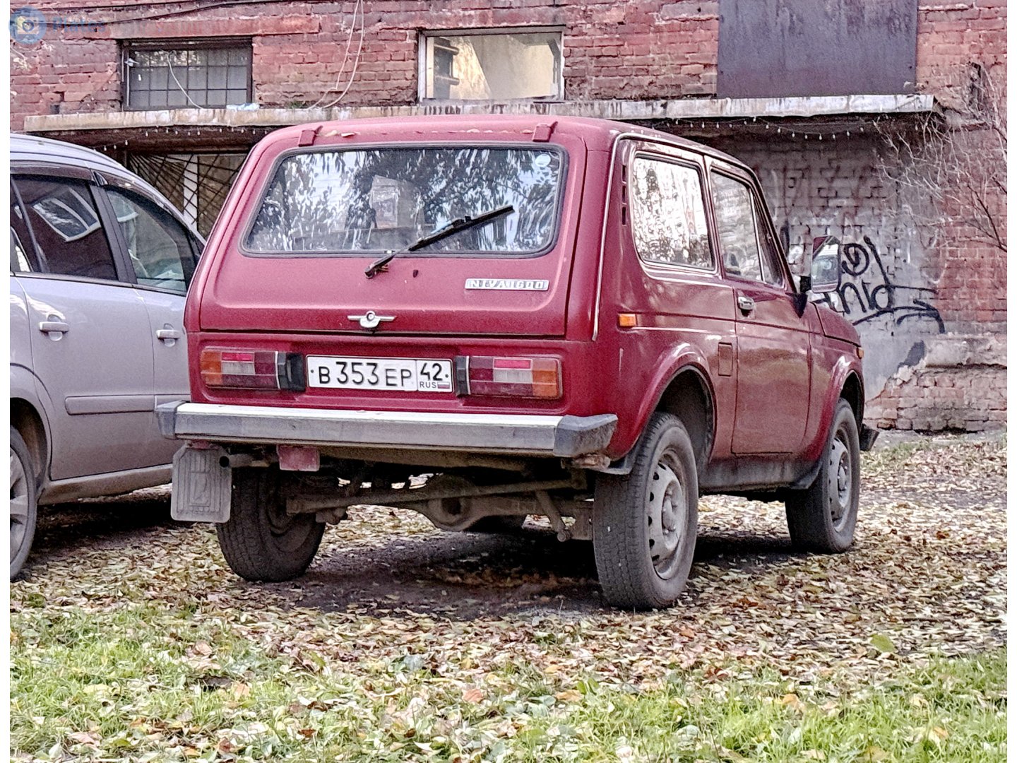 в 353 ер 42, Lada (VAZ) 2121 Нива 2121, 1977­–1994