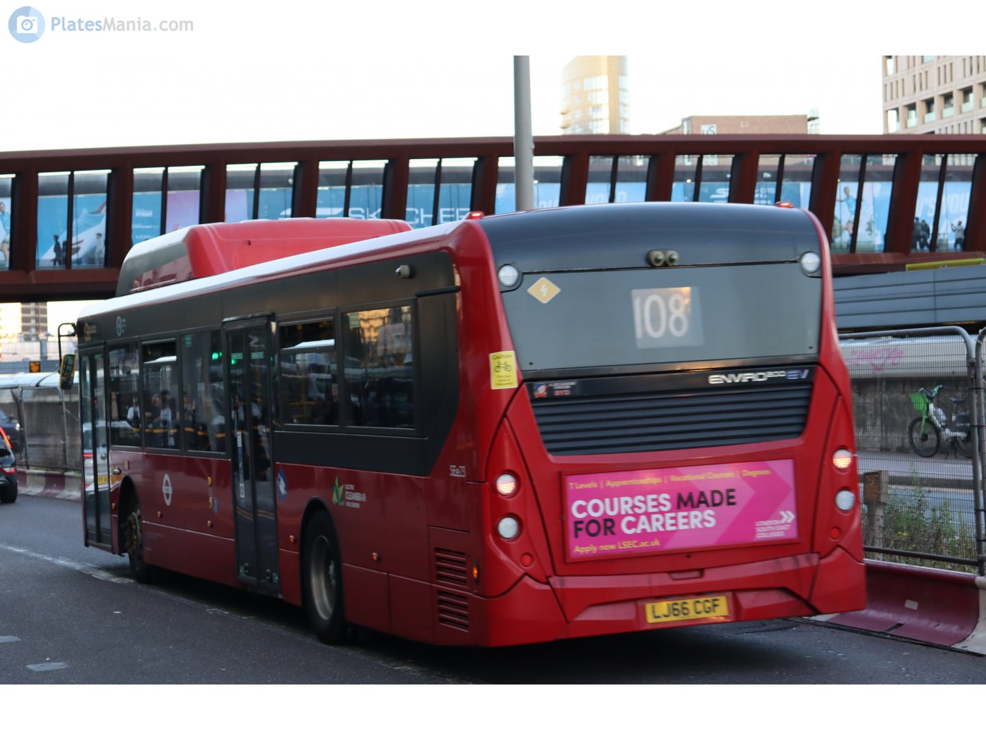 LJ66CGF, Alexander Dennis Enviro 200 