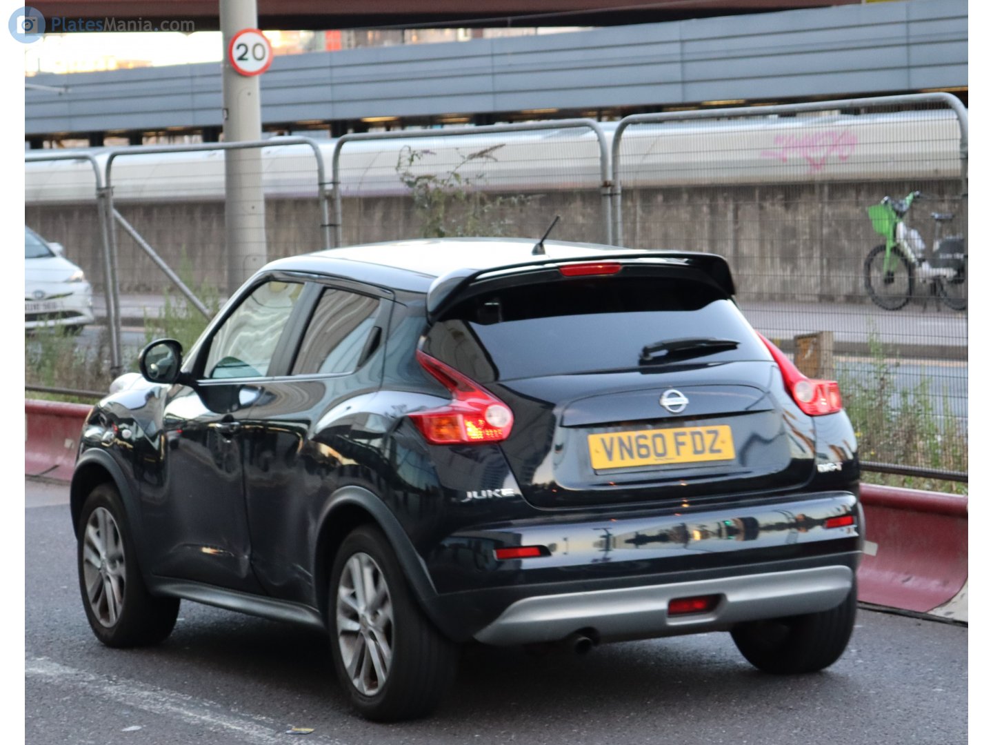 VN60FDZ, Nissan Juke 1st gen (F15), 2010–2014