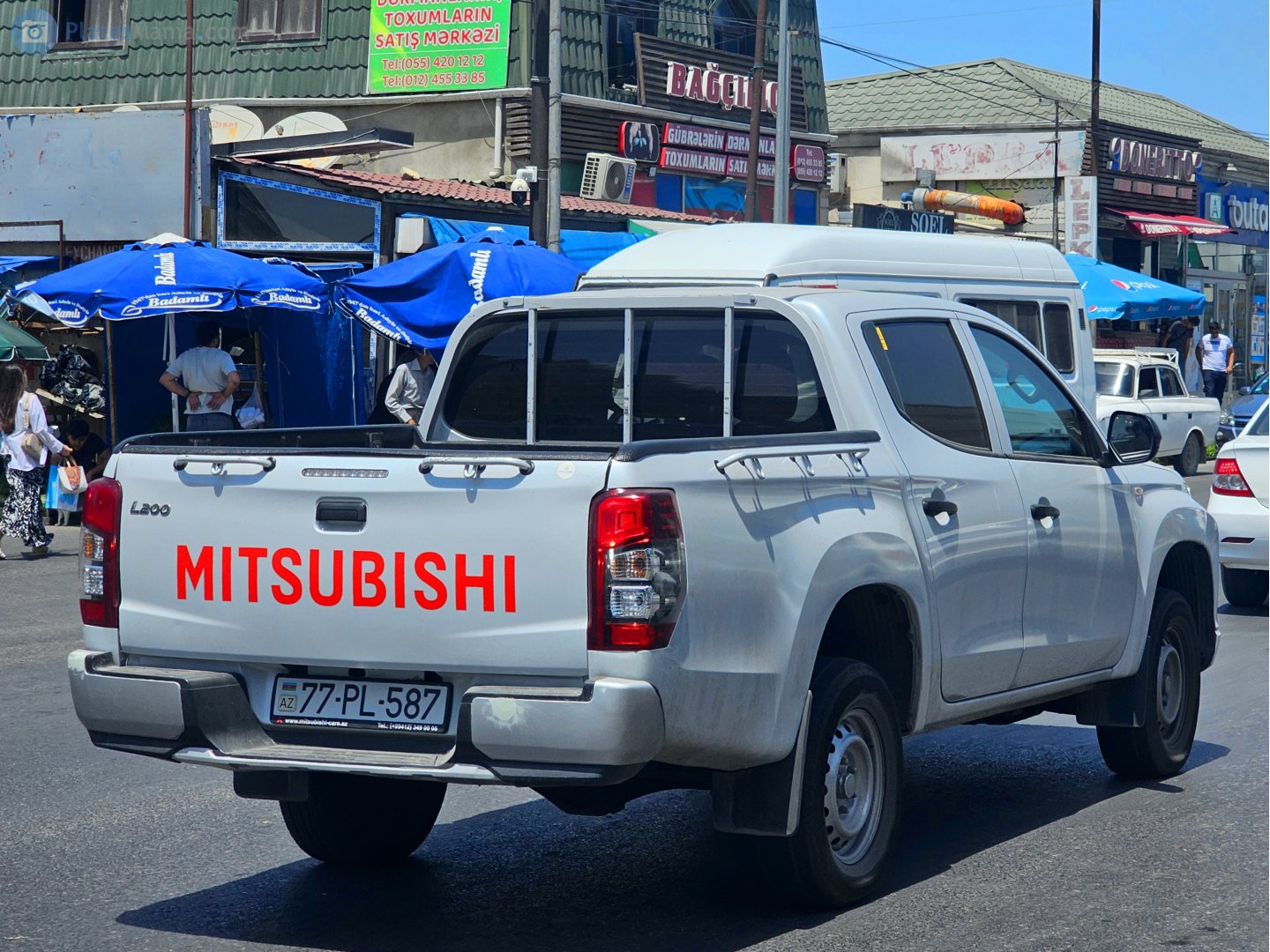 77 PL 587, Mitsubishi L200 