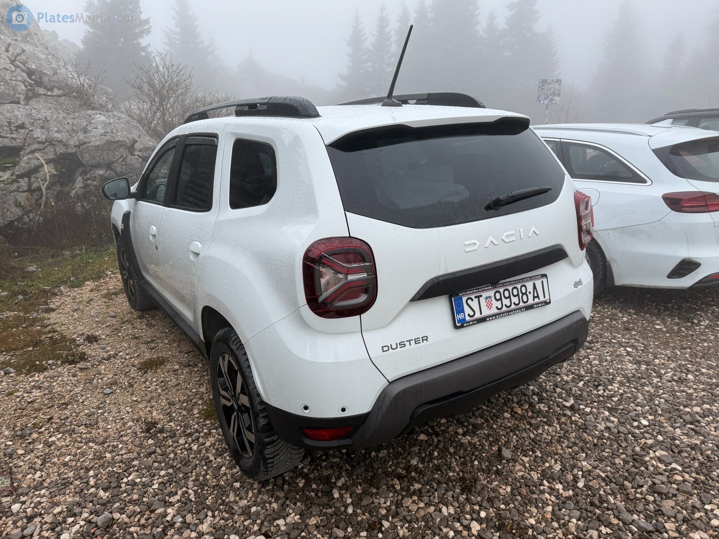 ST 9998-AI, Dacia Duster 