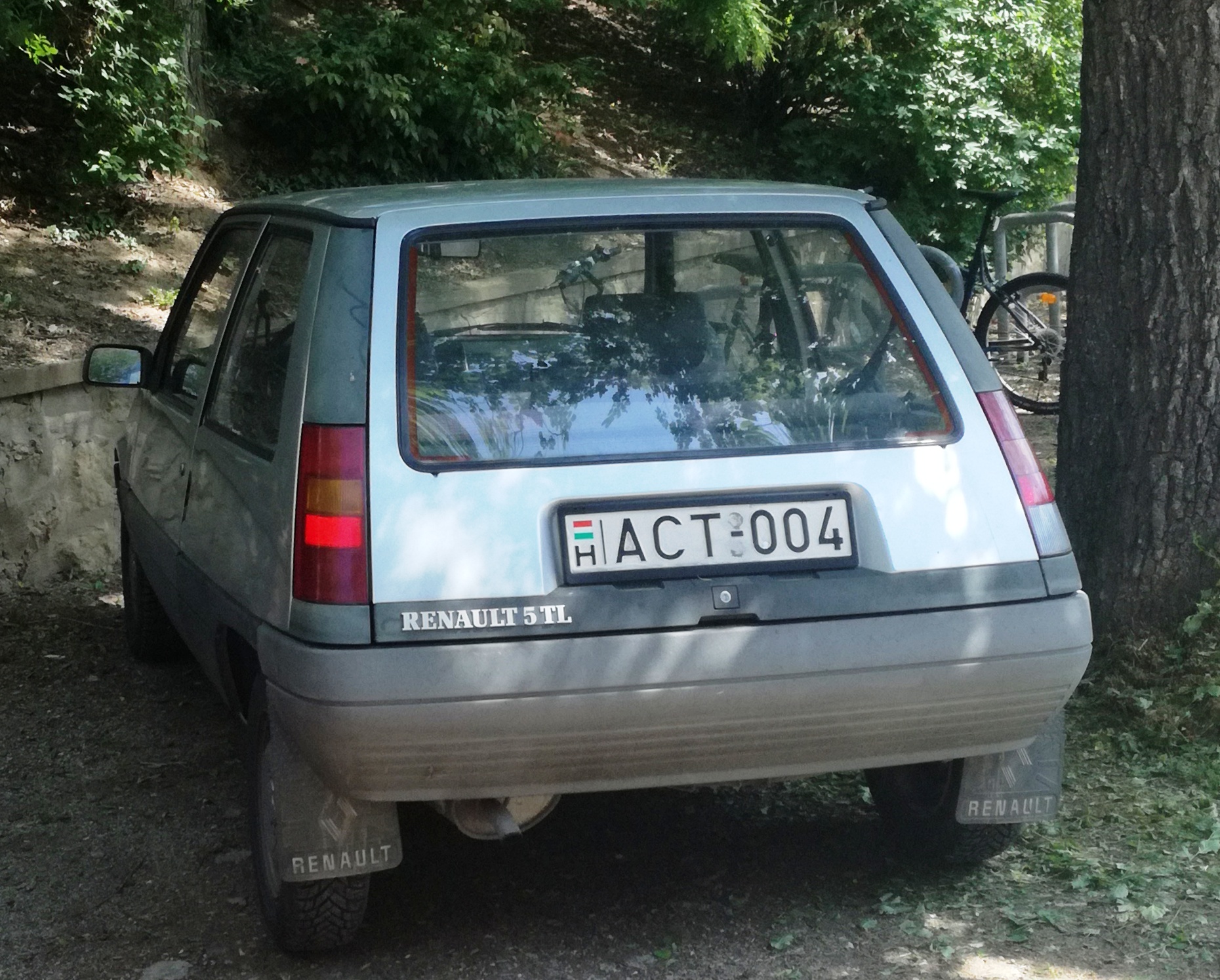 ACT-004, Renault 5 2nd gen Supercinq 3-door Hatch (C40), 1984–1996