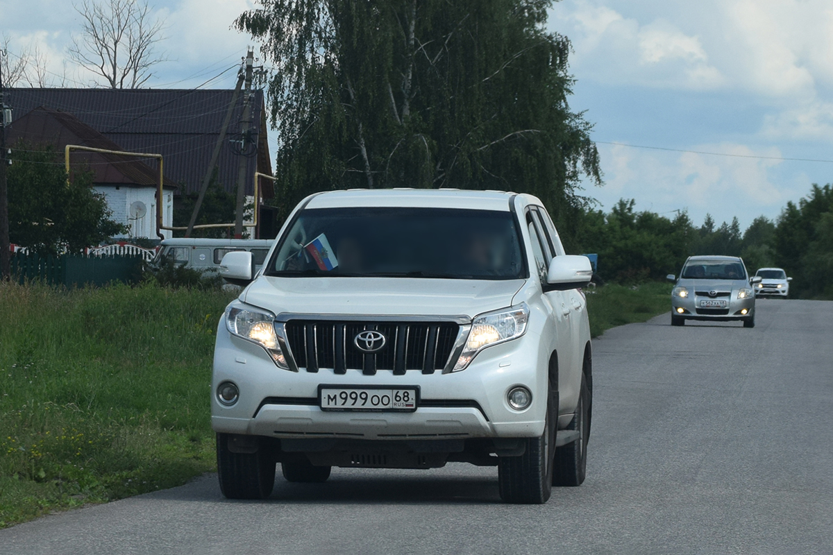 м 999 оо 68, Toyota Land Cruiser Prado 4th gen 5-door SUV (J150), 1st facelift, 2013–2017