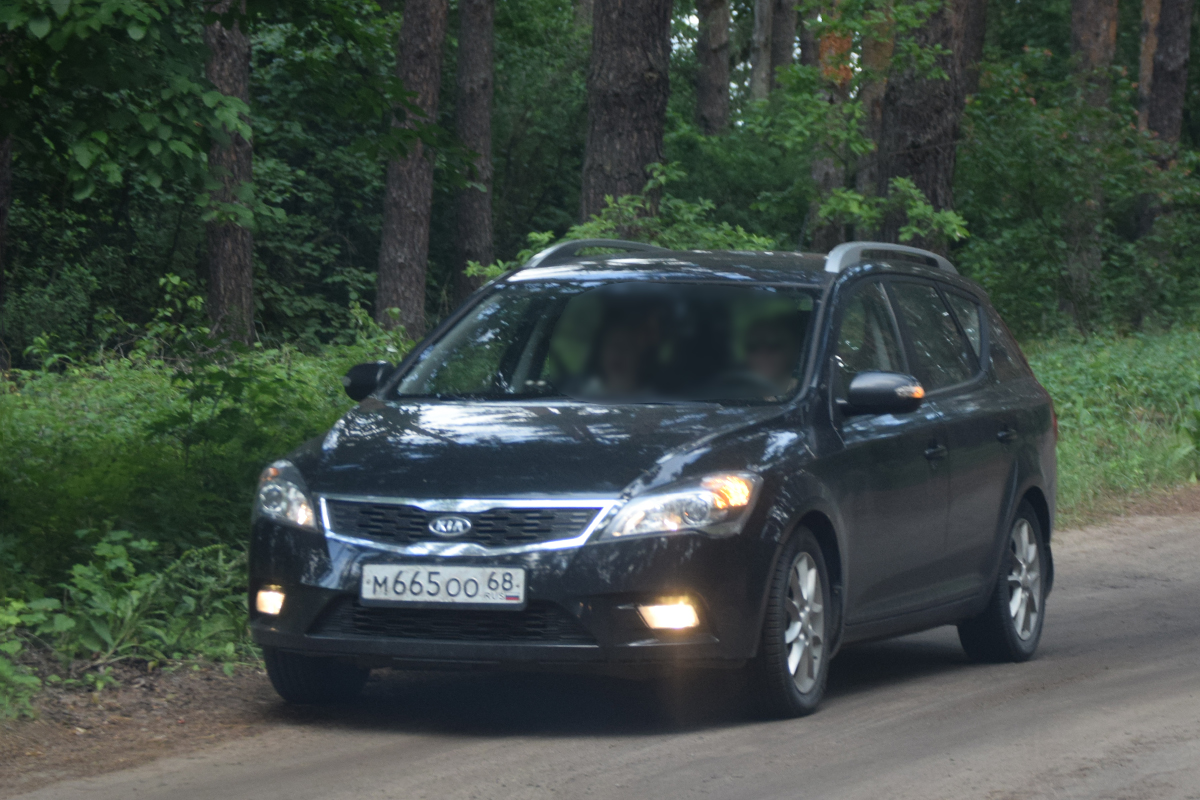 м 665 оо 68, Kia Ceed 1st gen cee'd_SW (ED), facelift, 2009–2012