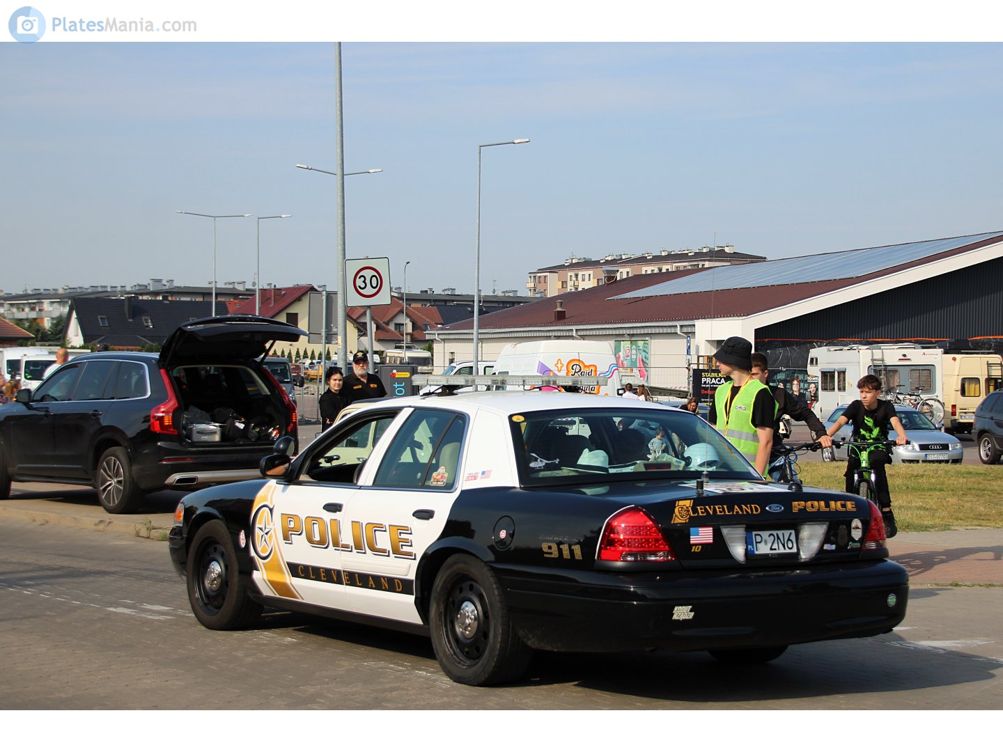P 2N6, Ford Crown Victoria 2nd gen (EN114), 1997–2012