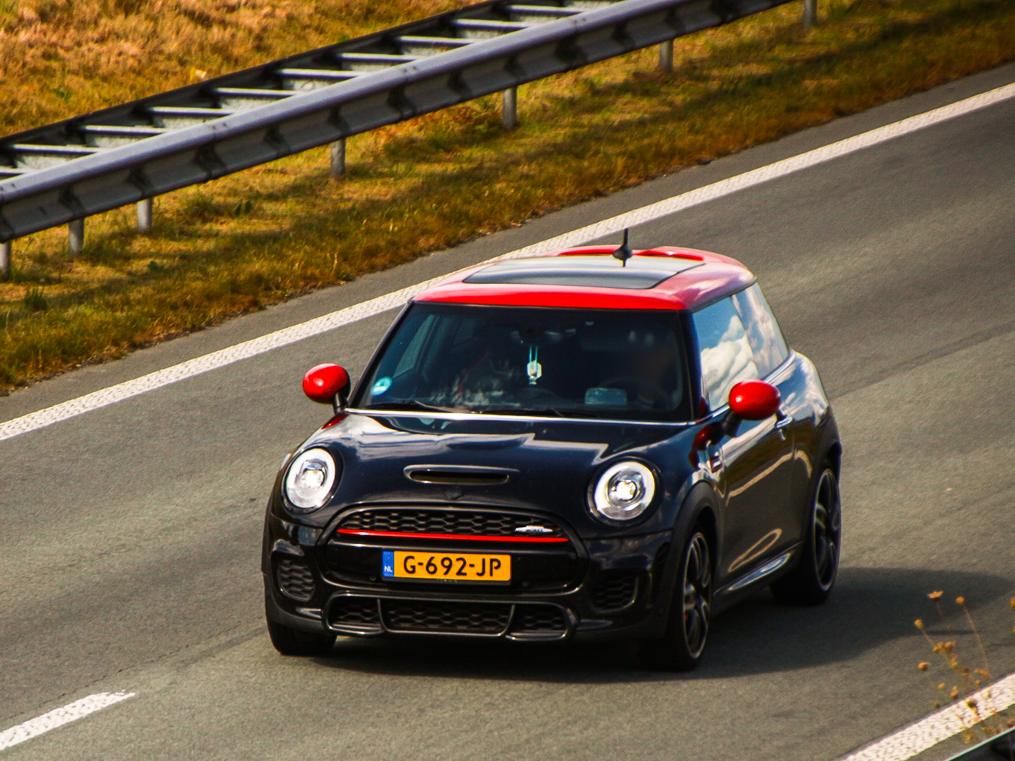 G-692-JP, MINI Hatch 3rd gen 3-door Hatch (F56), 2013–2024