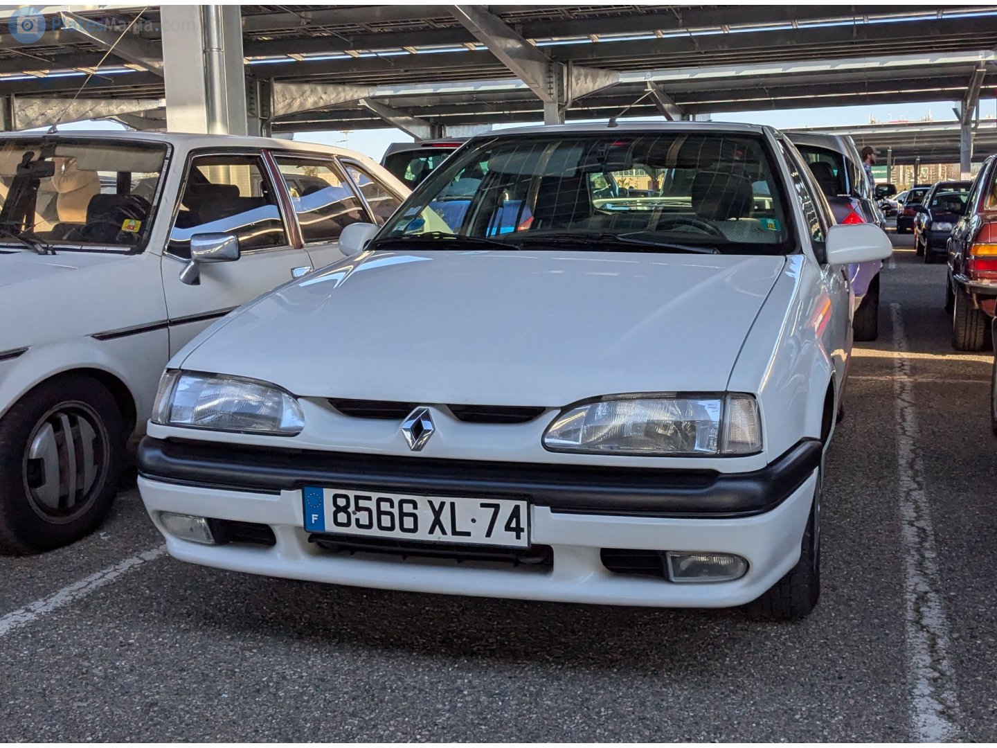 8566 XL 74, Renault 19 1st gen 5-door Hatch (B53), facelift, 1992–1996 (–1999 for LATAM- and –2000 for TR-market)