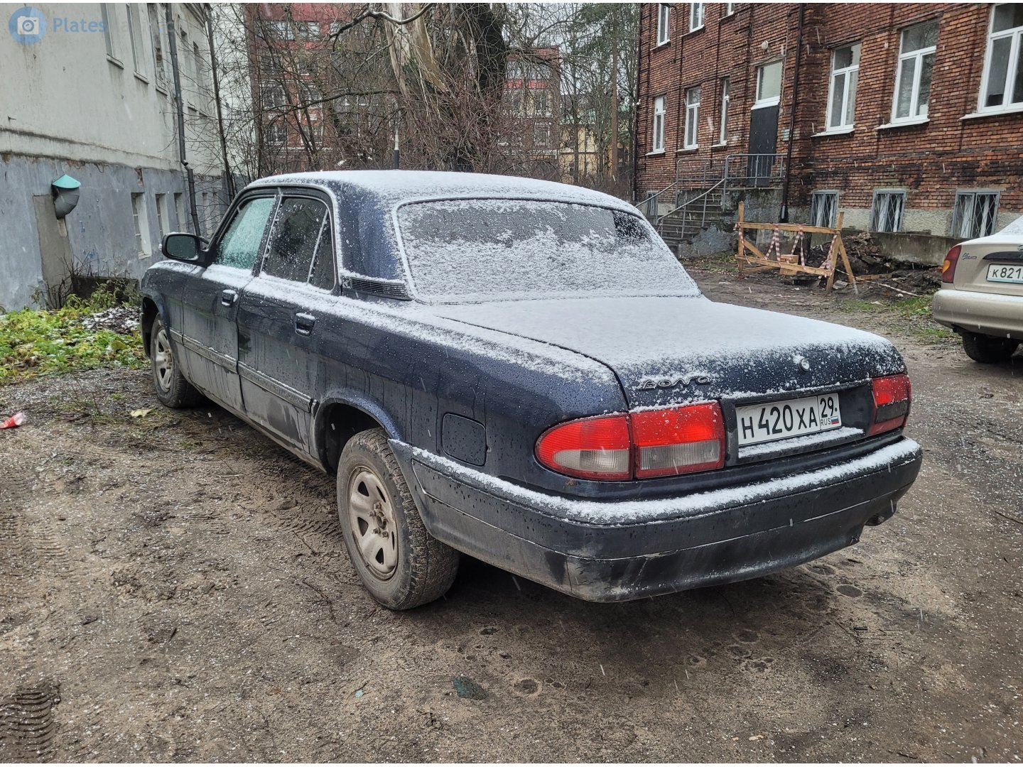 н 420 ха 29, GAZ 31105 Волга 