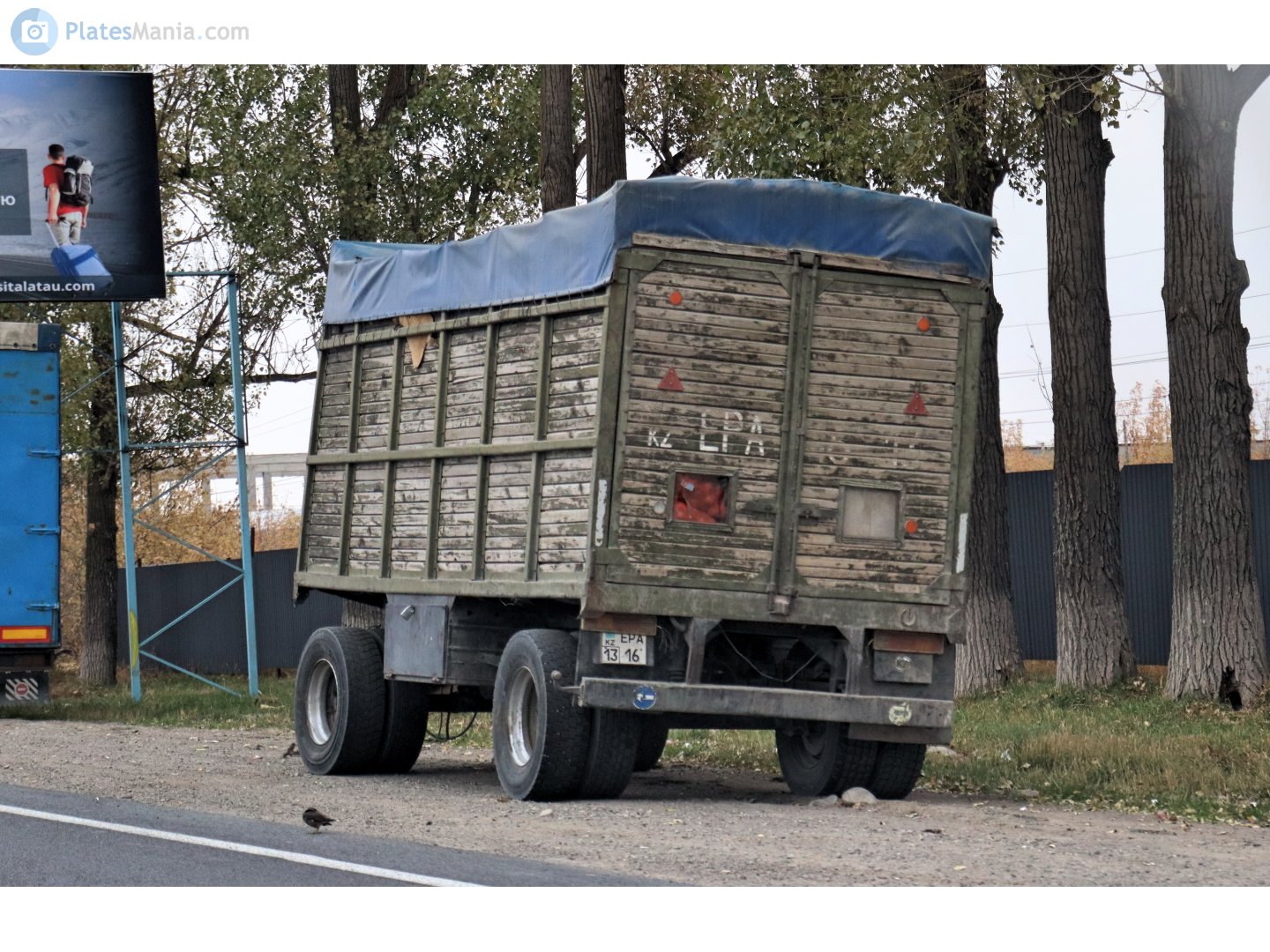 EPA 16 13, Trailers (2012) 