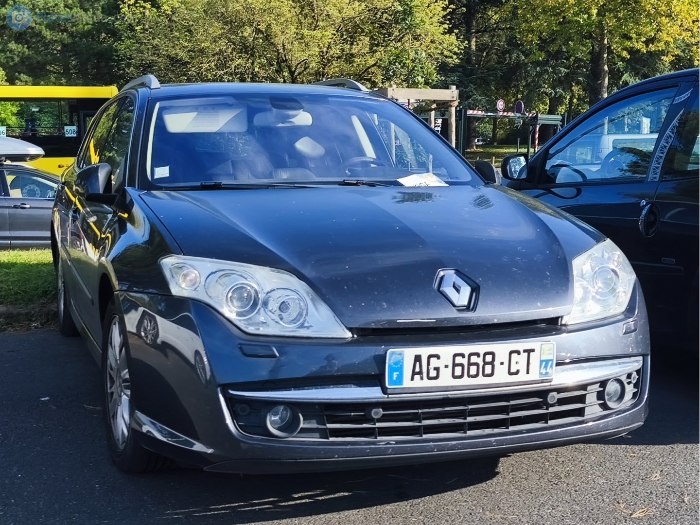 AG-668-CT, Renault Laguna 3rd gen Sport Tourer (X91), 2007–2015