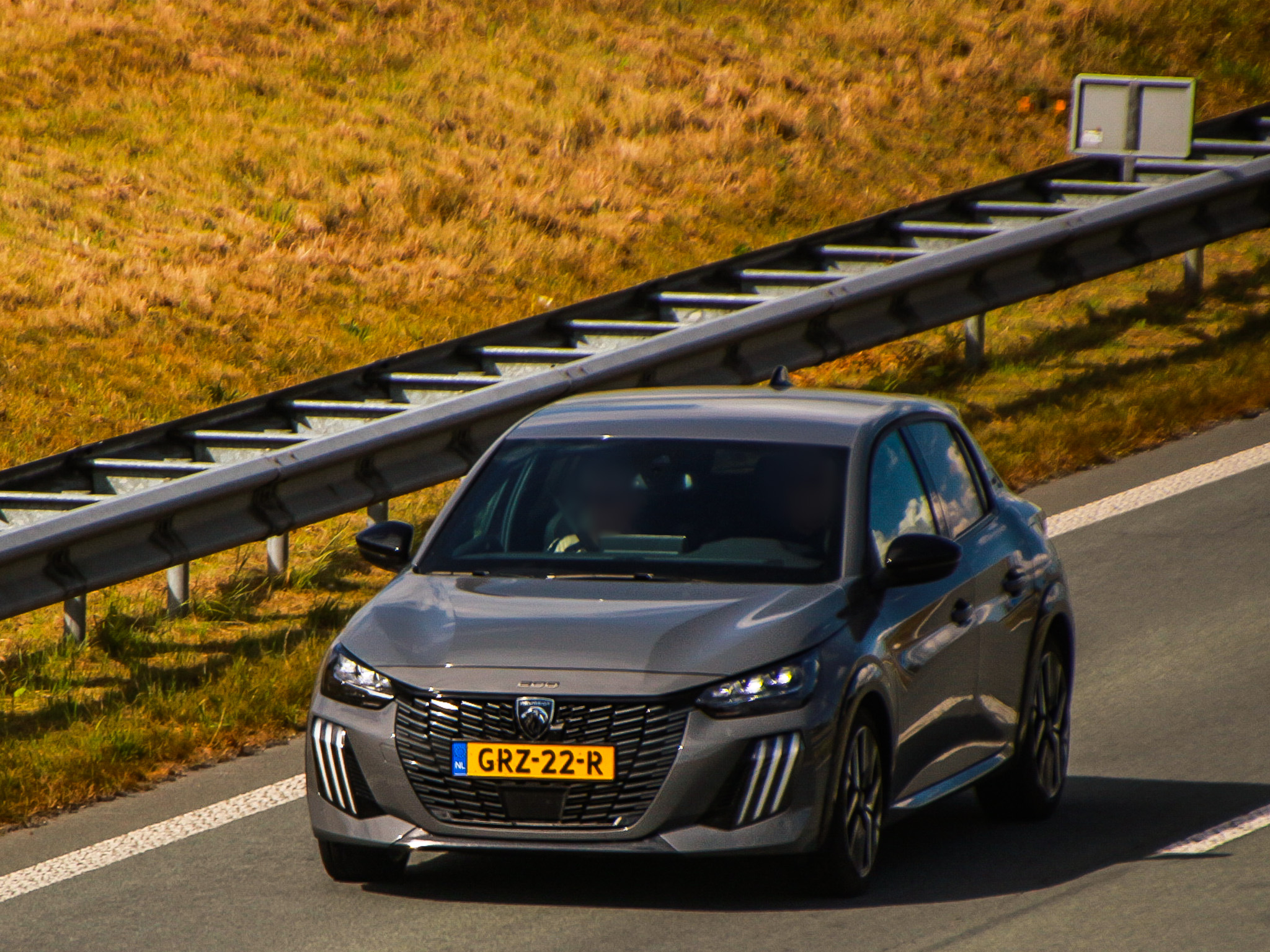 GRZ-22-R, Peugeot 208 2nd gen (P21 / E-208), facelift, 2023–