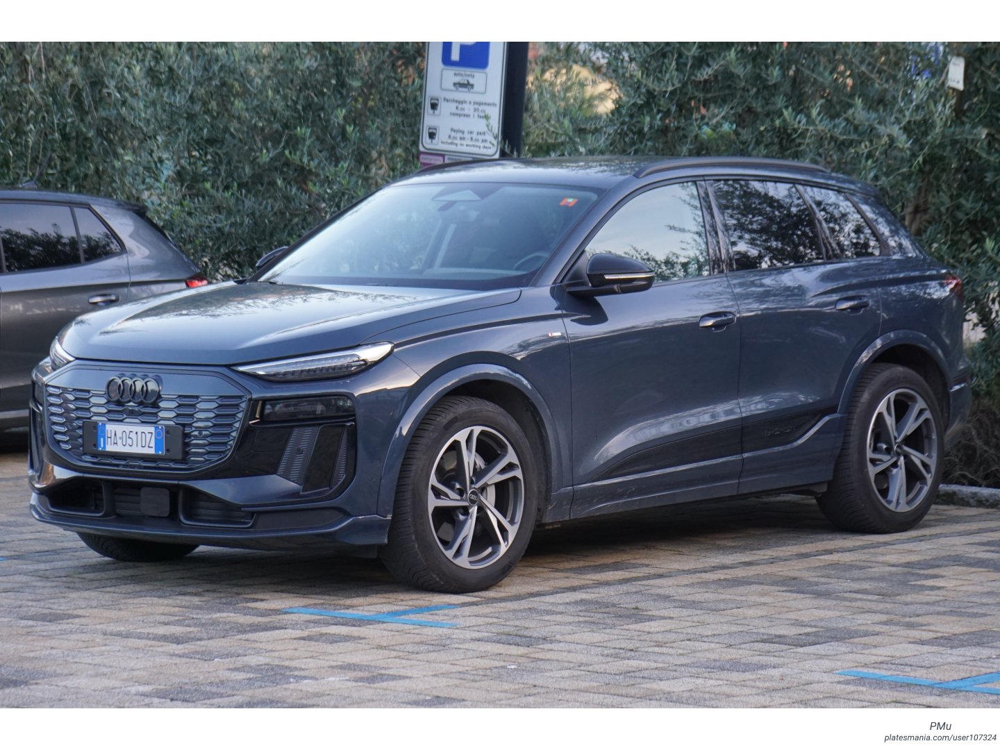HA 051 DZ, Audi Q6/SQ6 1st gen e-tron SUV, 2024–