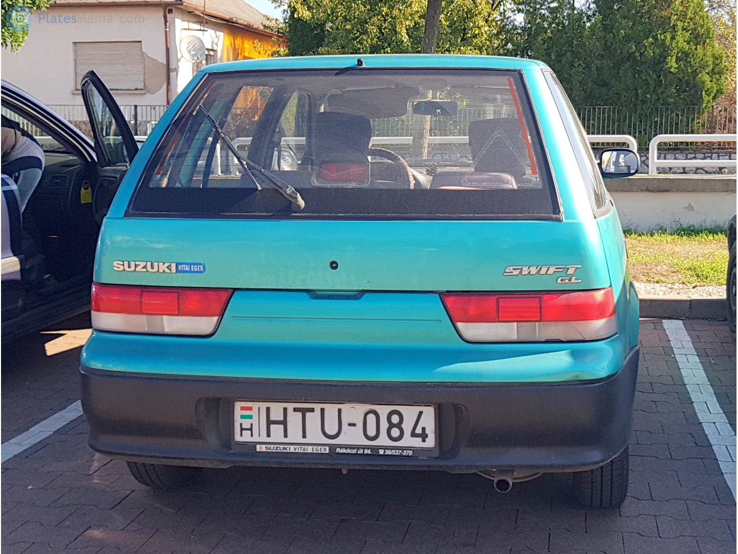 HTU-084, Suzuki Swift 2nd gen 5-door Hatch (SF), facelift, 1996–2004