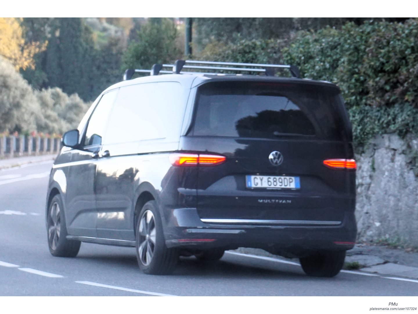 GY 689 DP, Volkswagen Multivan T7 (ST), 2021–