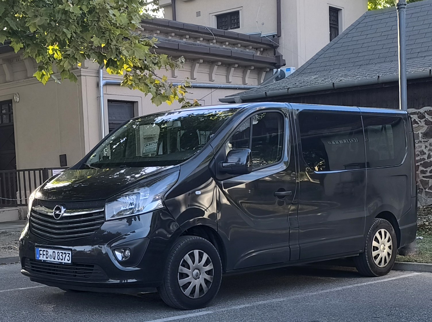 FFB Q 8373, Opel Vivaro 2nd gen (B; X82), 2014–2019