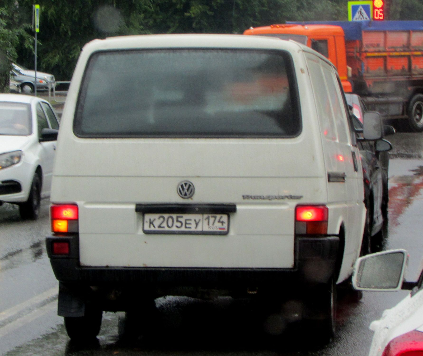 к 205 еу 174, Volkswagen Transporter 4th gen Van (T4) (70/7D), 1990–2003